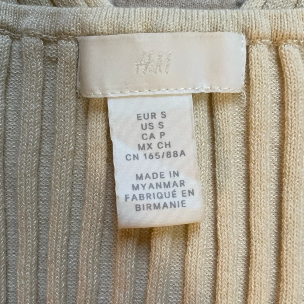 H&M Beige Ribbed Knit Top - Picture 3 of 4